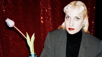 Molly Nilsson + support Irma Krook