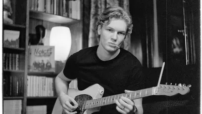 BACKYARD LIVE MUSIC - HANNES AITMAN