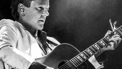 22/4 KIEFER SUTHERLAND | DEBASER STRAND