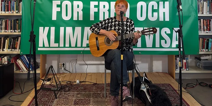 Hökis Visrum Presenterar Sofia Thoresdotter