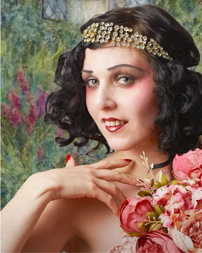 Fräulein Frauke Presents