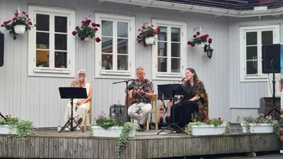 Morsdagkonsert med Riverfolk!