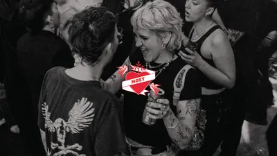 Moxy goes Underground