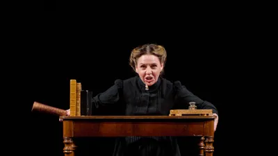 Nanny Palmqvist med Strindbergs intima teater