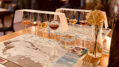 4 rom möter 4 rätter