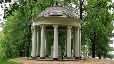 Guidning: Kvinnorna på Finspångs slott