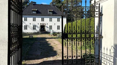 Guided tours of the house - in English