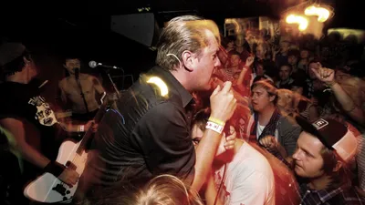 8/5 TRUBBEL | MOTHUGGET| DEBASER STRAND