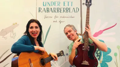 EFTERHÄNG - Under ett rabarberblad