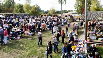 Tyrolens Jätteloppis MAJ (Platsbokning)