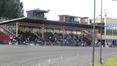 Midsommartrav med BC