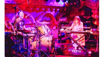 TATSUYA YOSHIDA & RISA TAKEDA